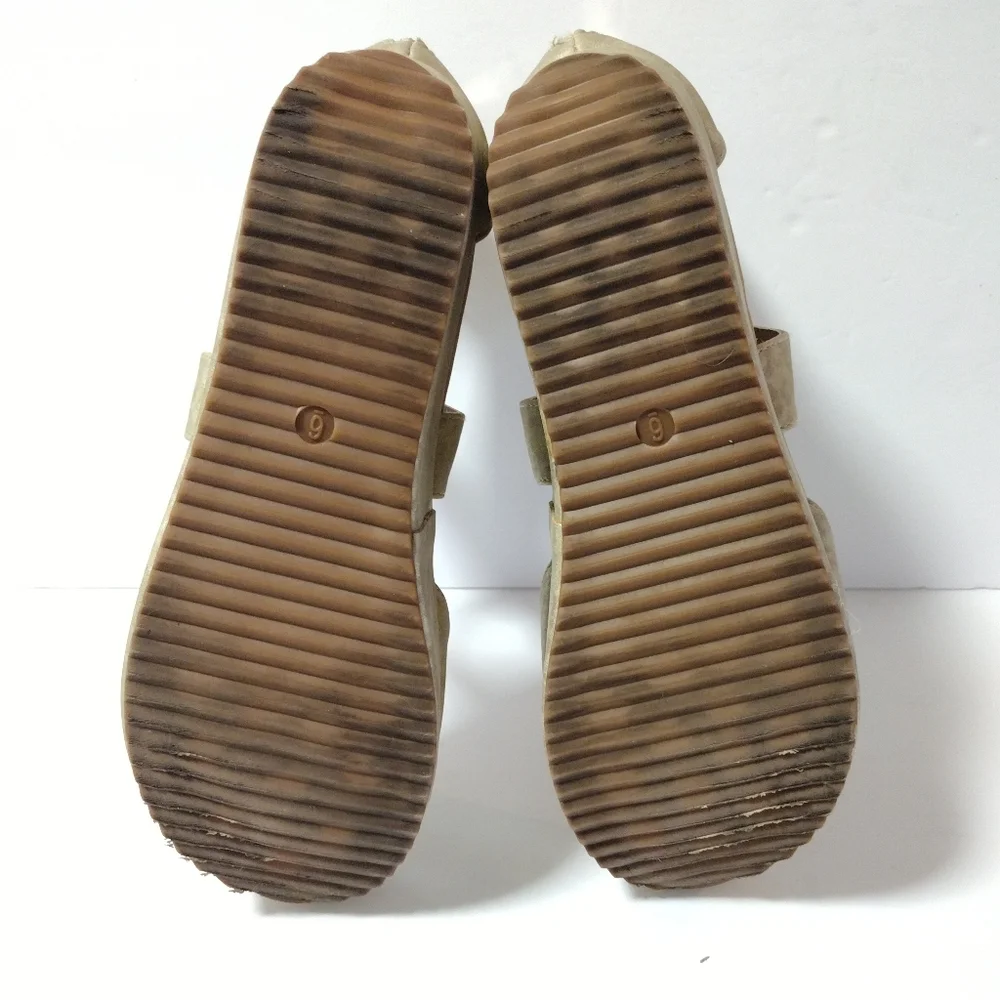Corkys Beige Leopard Print Wedge Sandals